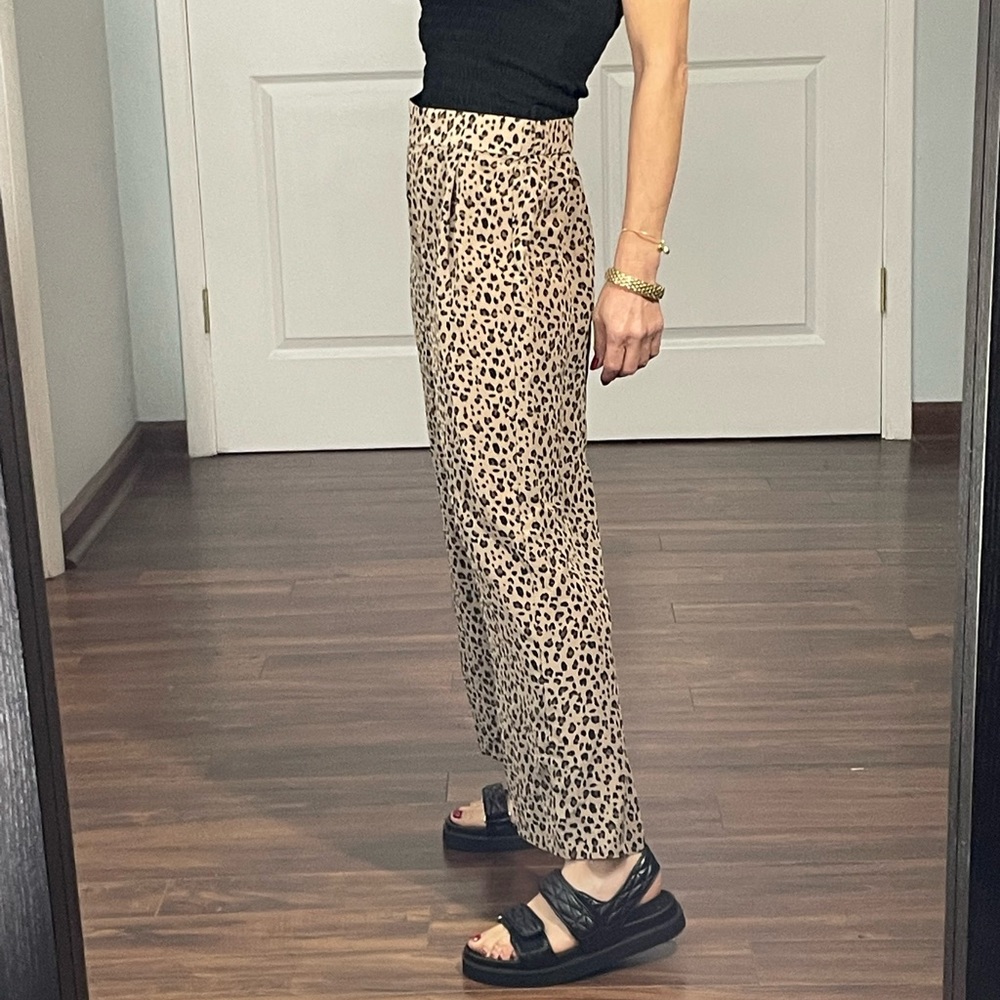 J. Crew Harvey 100% Silk Cropped Pull On Pants Leopard Print Pants size 0 - Picture 5 of 14